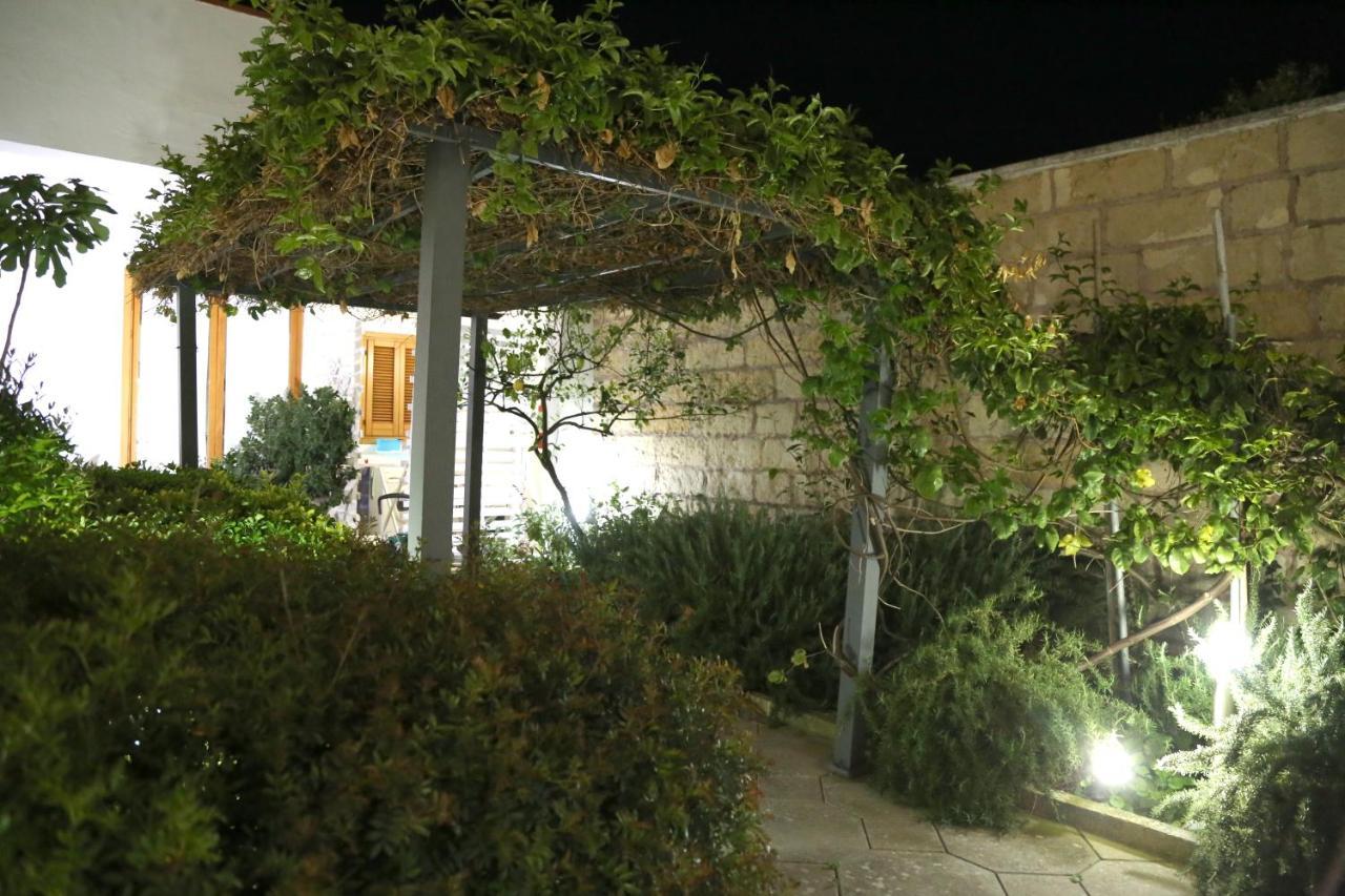 B&B Viro Campi Salentina Екстериор снимка