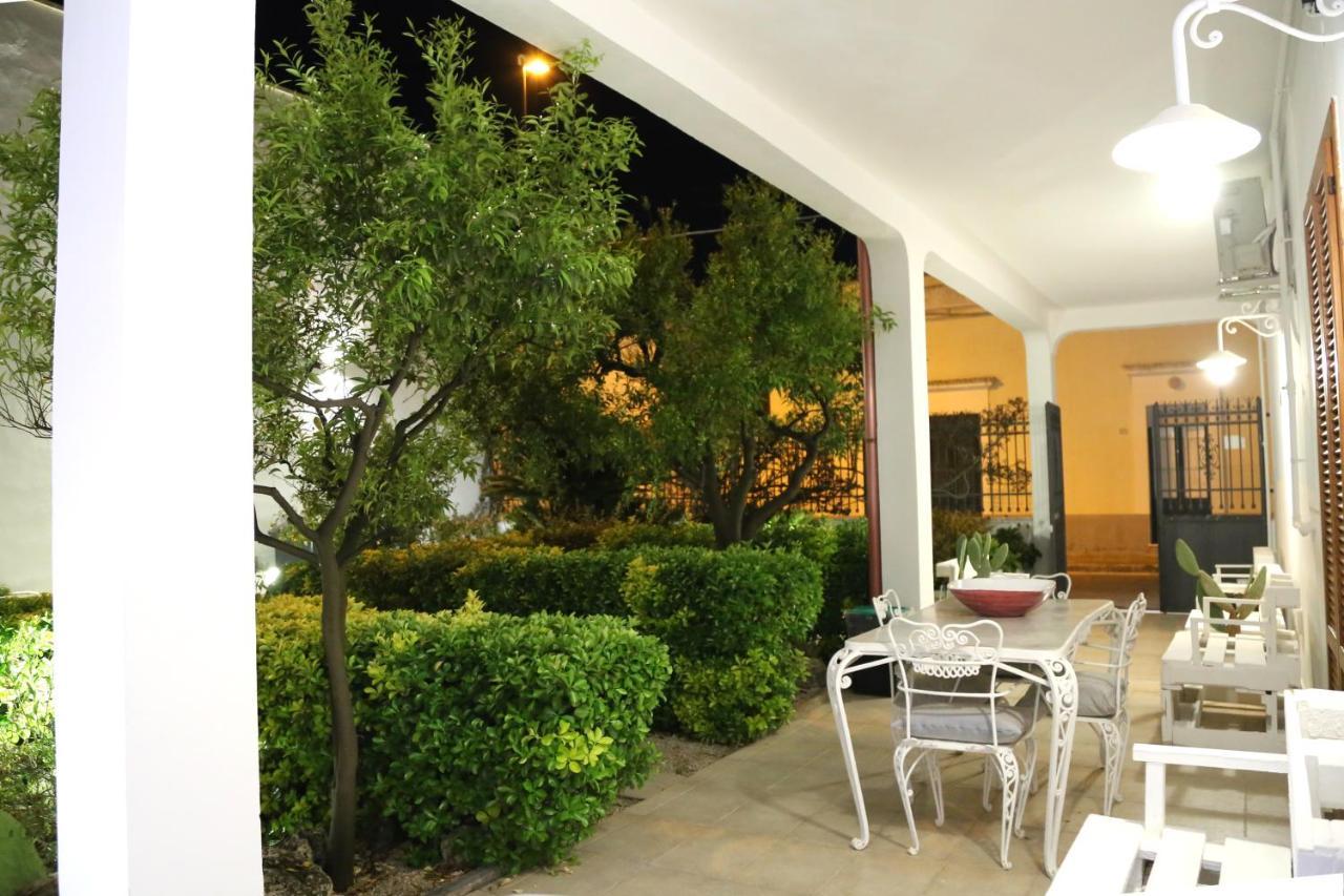 B&B Viro Campi Salentina Екстериор снимка